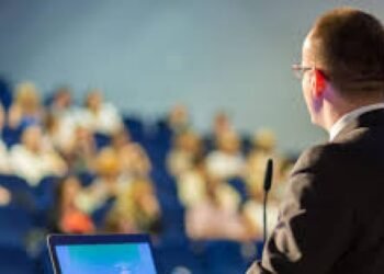 El discurso se audita, no se aplaude