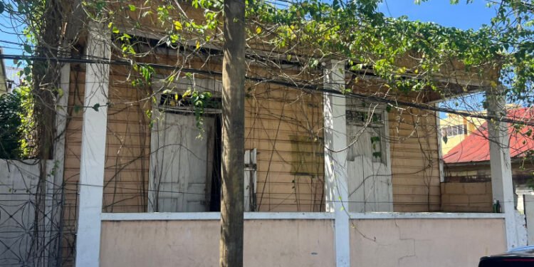 Expertos proponen un ‘masterplan’ para salvar el patrimonio victoriano en Santiago