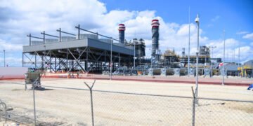 Abinader inaugura planta eléctrica de 414 megas en Manzanillo