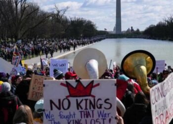 Millones de personas en EE.UU. participaron en las marchas anti-Trump ‘No Kings’