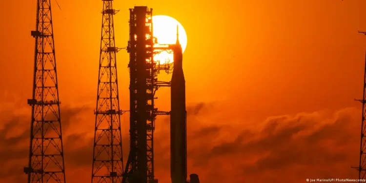 La NASA lista para lanzamiento lunar en más de medio siglo