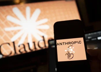 Anthropic, OpenAI y Google: tres estrategias opuestas ante el tablero bélico de la IA