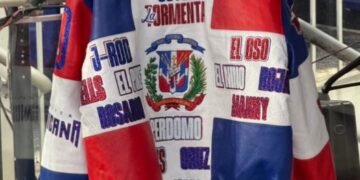 ¡Se queda en RD! Santiago Matías adquiere la “chaqueta del flow” del Clásico Mundial de Béisbol 2026