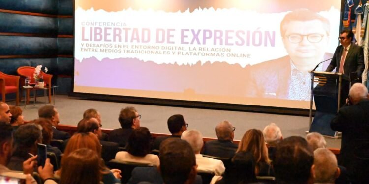 Expertos analizan en Funglode el impacto de las plataformas digitales en la libertad de expresión