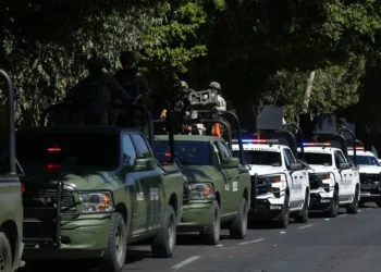 Ataúd dorado, música regional y mucha seguridad, el entierro de El Mencho en Guadalajara