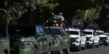 Ataúd dorado, música regional y mucha seguridad, el entierro de El Mencho en Guadalajara