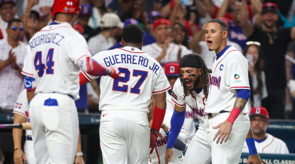 12 dominicanos en la élite millonaria del béisbol que superan los 100 millones