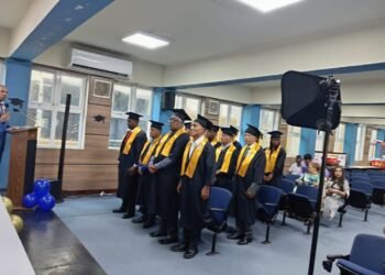 Instituto Dominicano de Ciencias de la Comunicación Adrianista gradúa 12 nuevos periodistas