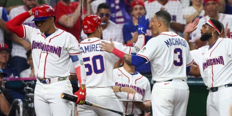 Dominicana noquea a Corea del Sur y avanza a semifinal del Clásico Mundial