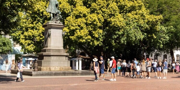 El 52.5 % de los capitaleños hace turismo local una vez al mes o menos