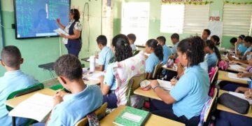 El Gobierno se plantea reformar totalmente el sistema educativo nacional