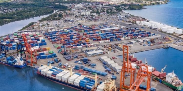 Estados Unidos aportó el 51.5% de las divisas hacia República Dominicana