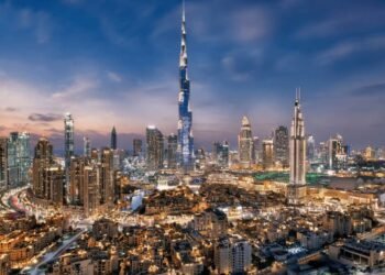«Es hora de irse»: los ultrarricos de Dubái pagan un dineral para huir de la guerra