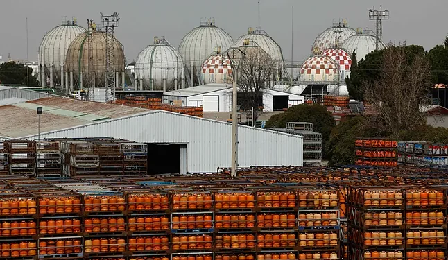 La cicatriz de Ormuz: por qué el mercado de gas (y su bolsillo) arrastrará las secuelas de la guerra en Irán hasta 2031