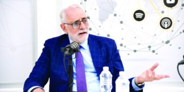 “Aquí no habrá Serie del Caribe sin nuevo estadio”, advierte Vitelio Mejía