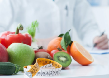 Consejos alimentación para manejar efectos tratamiento del cáncer