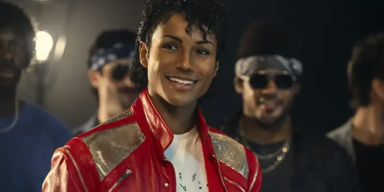 Por qué la nueva película sobre el «Rey del Pop» Michael Jackson promete ser tan exitosa como polémica