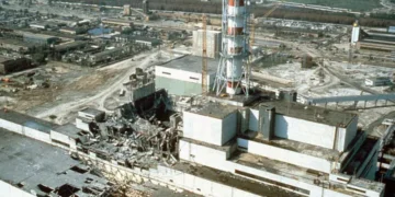 Chernóbil: cómo la Unión Soviética trató de ocultar la mayor catástrofe nuclear de la historia y cómo se enteró el mundo hace 40 años