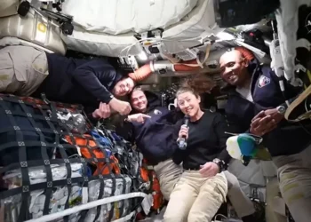 58 tortillas, cinco salsas picantes y un baño: la vida en la nave espacial Orión