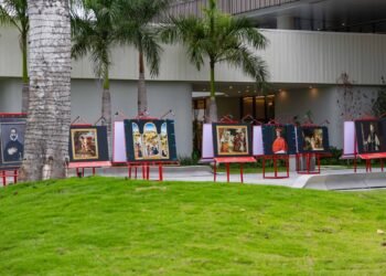 Centro Cultural Rainieri hace historia en Punta Cana con galería de arte al aire libre