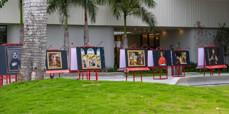 Centro Cultural Rainieri hace historia en Punta Cana con galería de arte al aire libre
