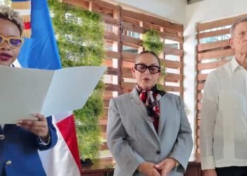 Haití y RD acuerdan reanudar vuelos comerciales en mayo