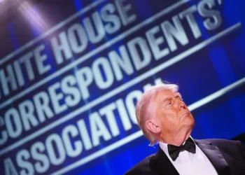 ¿Cómo el atacante pudo llegar tan cerca de Trump? Las dudas sobre el anillo de seguridad del presidente que plantea el tiroteo en la cena corresponsales