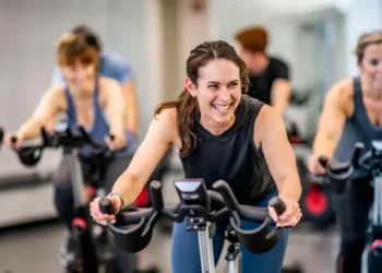 Los sencillos ejercicios físicos que pueden mejorar tu memoria, según la ciencia