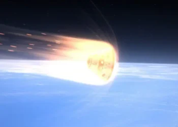 «Montados en una bola de fuego»: cómo regresará a la Tierra este viernes la tripulación de la histórica misión Artemis II a la Luna