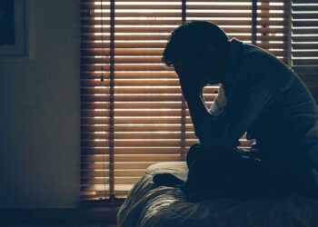 ¿Cuáles son los síntomas de la depresión masculina? Esto dice una experta