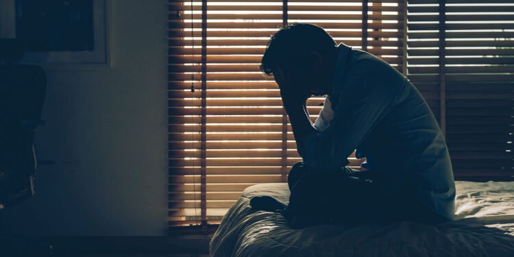 ¿Cuáles son los síntomas de la depresión masculina? Esto dice una experta