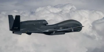 La OTAN admite que pierde la «guerra de costes» contra drones baratos y replantea su defensa