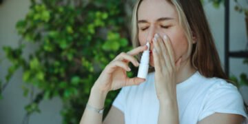 Un ensayo clínico prueba un aerosol nasal para revertir signos del envejecimiento cerebral