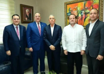 Diálogo por la crisis sube tono entre la oposición y Gobierno