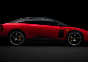 Por qué ha causado tanta polémica la presentación del primer auto eléctrico de Ferrari