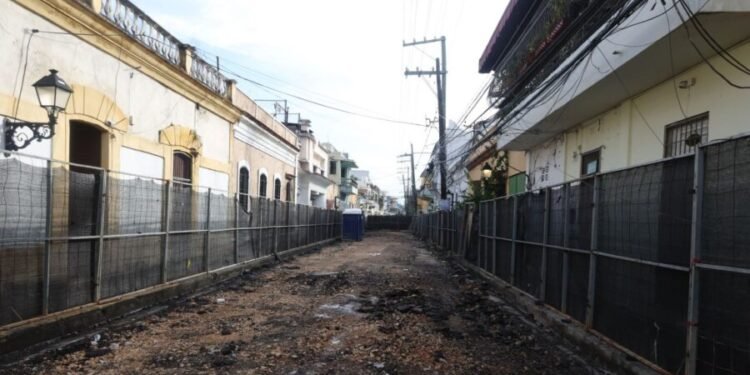 Última etapa Ciudad Colonial marcha a ritmo, pero molesta