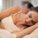El lado de la cama en el que duermes revela rasgos de tu personalidad, según estudio: ¿qué delata?