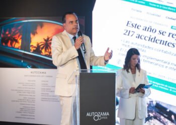 Autozama presenta el libro Santo Domingo: ayer, hoy y mañana, una mirada a la movilidad y planificación urbana