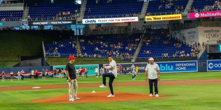 “República Dominicana necesita un estadio moderno que convierta el béisbol en una experiencia turística”, dice David Collado