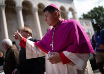 Un migrante que llegó a EEUU escondido en un maletero: Nuevo obispo nombrado por León XIV