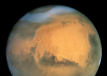 La NASA usa la gravedad de Marte para acelerar una sonda que estudia el origen de la Tierra