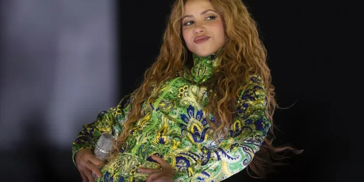 Shakira, la primera latina en hacer historia en Copacabana con dos millones de asistentes