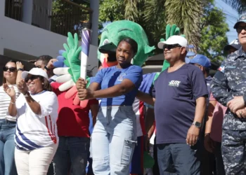 Barahona abraza la unidad y la inclusión en paso recorrido antorcha Santo Domingo 2026