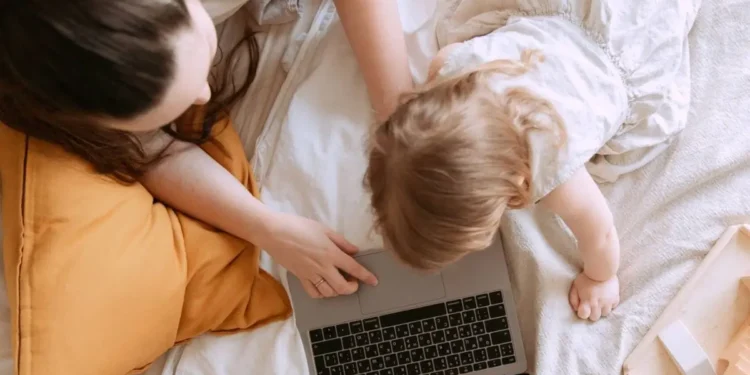 El “sharenting”, el riesgo de exponer a los hijos en redes sociales