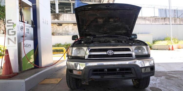 La historia inconclusa del gas natural vehicular