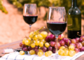 El consumo mundial de vino continuó cayendo en 2025 y bajó un 2,7%