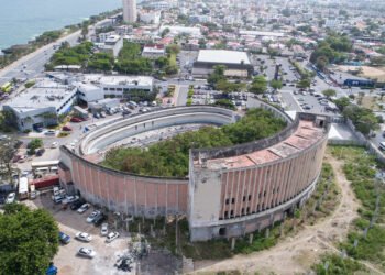Rescate del Teatro Agua y Luz, visto como oportunidad para mejorar Centro de los Héroes