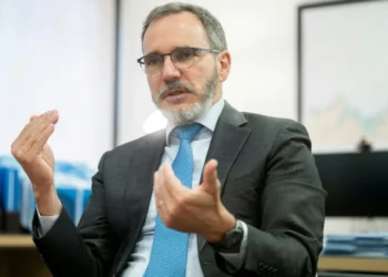 La mundialización no se acabó, simplemente se «transformó», dice el jefe economista del FMI