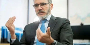 La mundialización no se acabó, simplemente se «transformó», dice el jefe economista del FMI