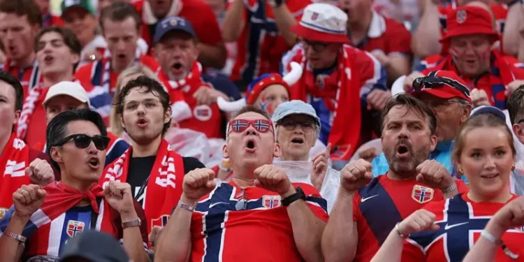 Cómo el remo vikingo se convirtió en la celebración viral de Noruega en el Mundial 2026